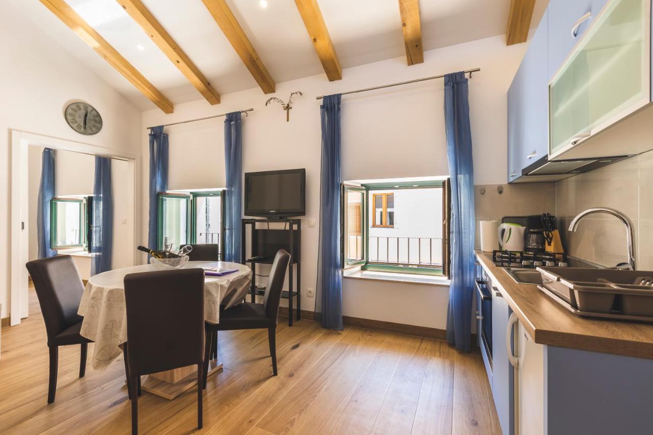 Vinea Apartmani Umag, Ulica G Garibaldia 2 Exterior photo