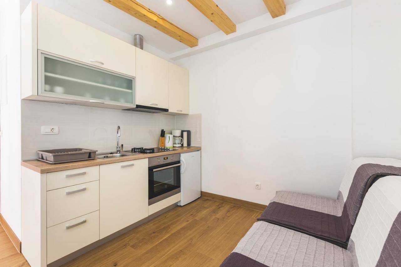 Vinea Apartmani Umag, Ulica G Garibaldia 2 Exterior photo